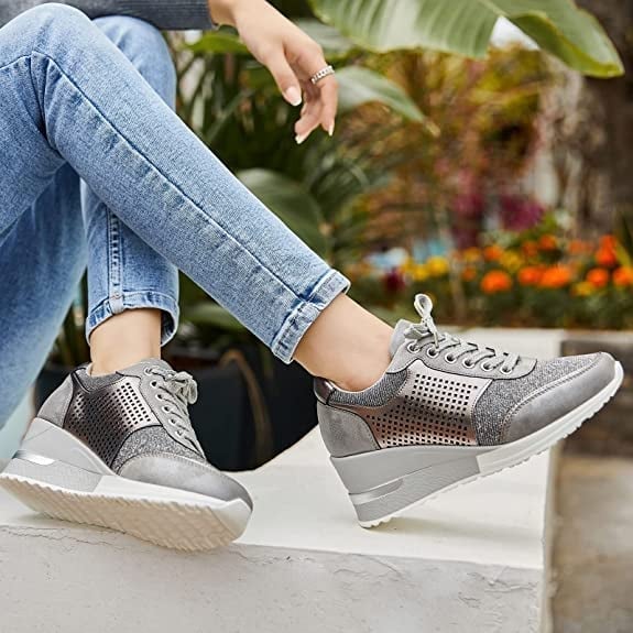 Viva Trend | Orthopädische Sportschuhe mit erhöhten Absätzen