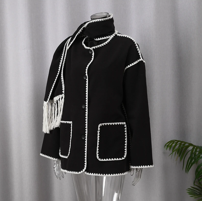 Viva Trend - Damen Wollschal Quastenjacke
