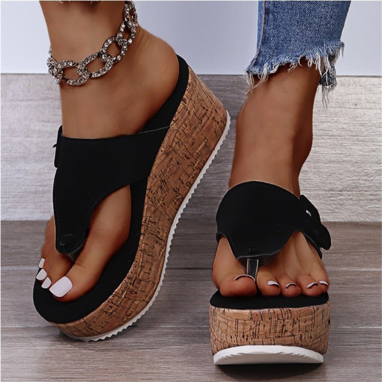 Nava | Zehensandalen mit Korkabsatz