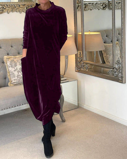 Riva Lefèvre | Elegantes langes Samtkleid mit O-Ausschnitt für Frauen