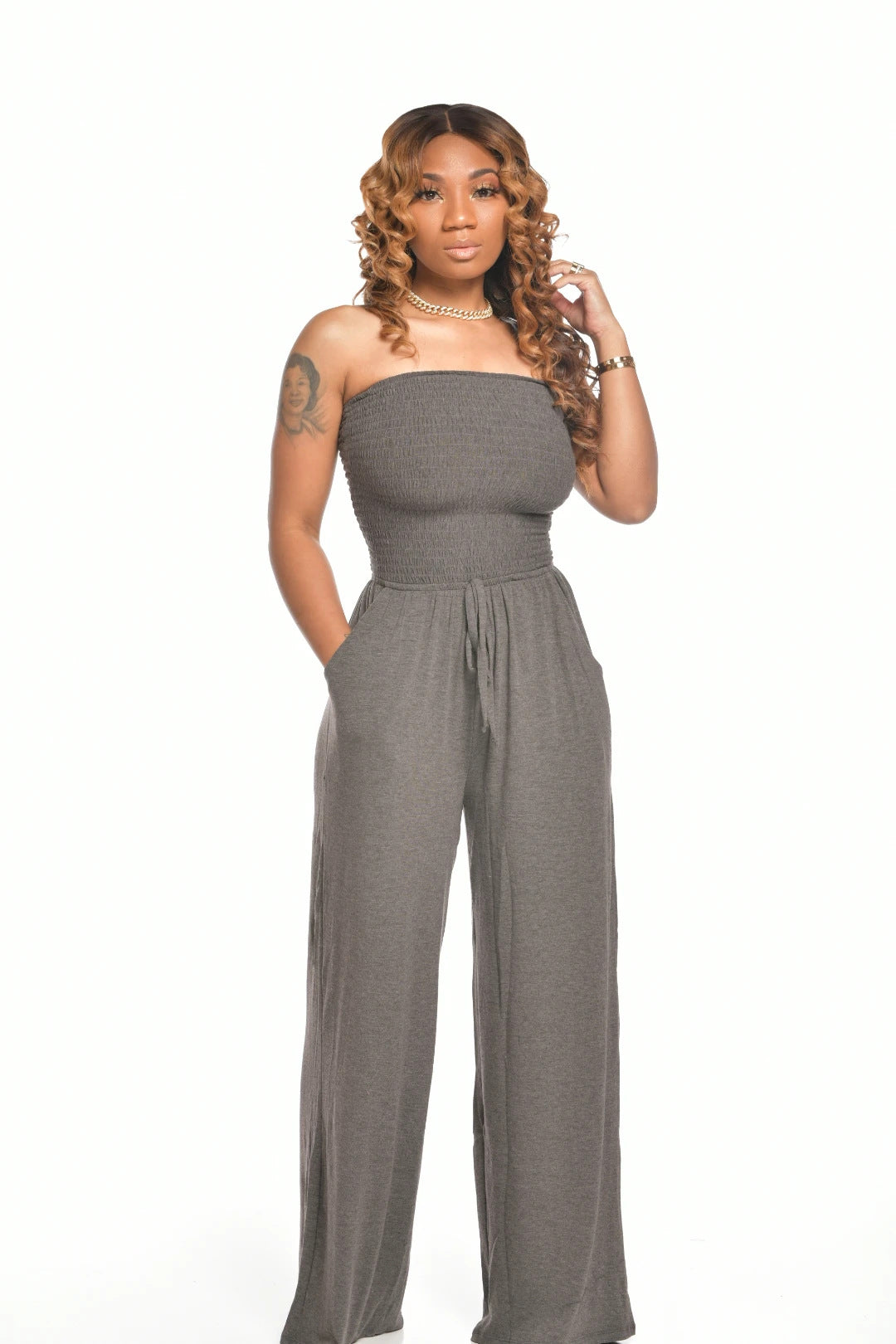 Valerie | Schulterfreier gesmokter Overall