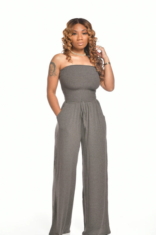 Valerie | Schulterfreier gesmokter Overall