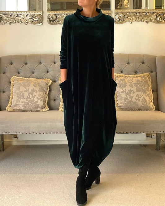 Riva Lefèvre | Elegantes langes Samtkleid mit O-Ausschnitt für Frauen