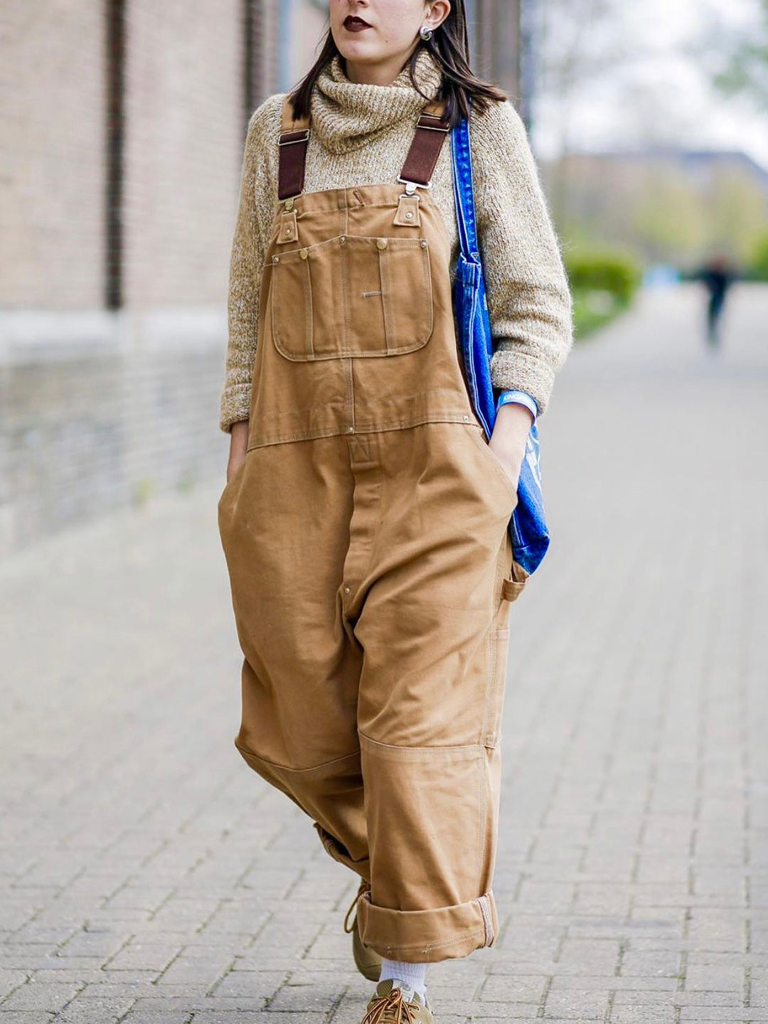 Leslie | Latzhose aus Segeltuch für Damen mit lockerer Passform