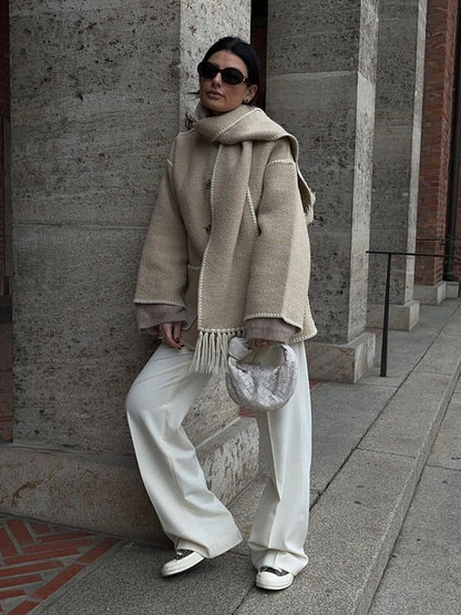 Viva Trend - Damen Wollschal Quastenjacke