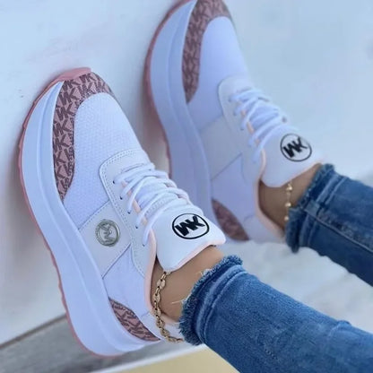 Viva Trend - Sportschuhe mit Schnürung für den Außeneinsatz