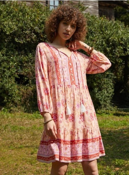 Madelinde | Langärmeliges geblümtes Kleid