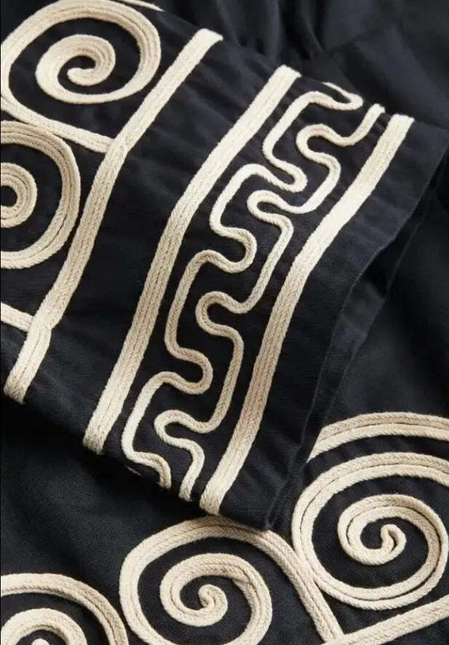 Jule | Besticktes langärmeliges Kleid